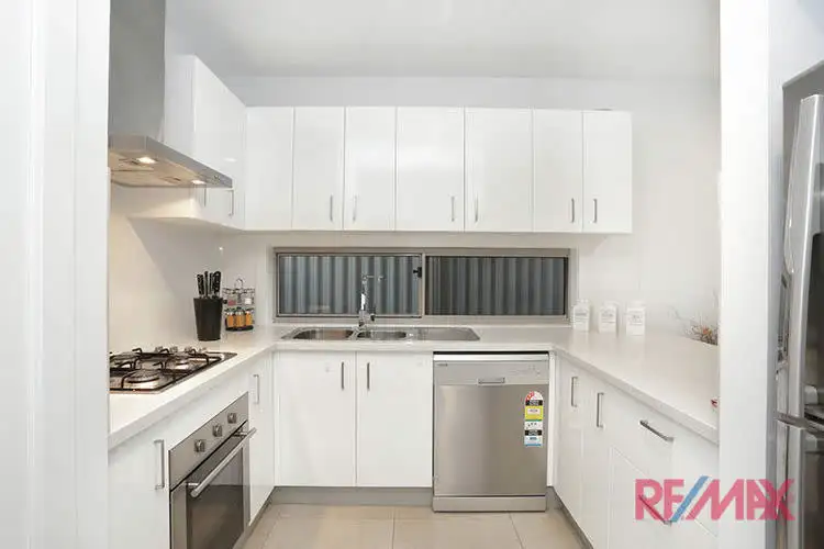 Second view of Homely townhouse listing, 6 Alia Lane, Hallam VIC 3803