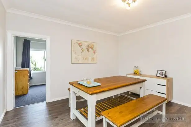 Fifth view of Homely house listing, 160 Lindsay Street, Hamilton NSW 2303