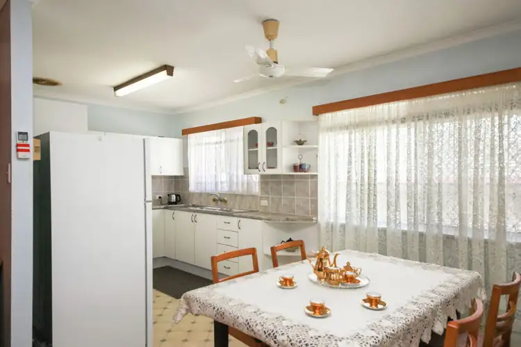 Second view of Homely house listing, 7 Honeysuckle Street, Mansfield QLD 4122