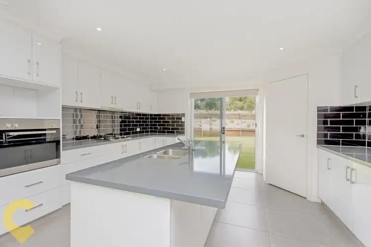 8 Janelle Court, Highfields QLD 4352