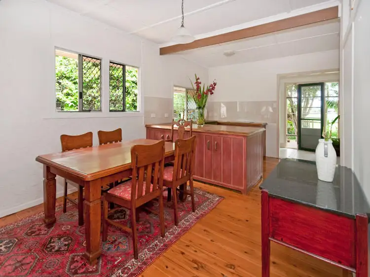 19 Eleventh Ave, Brighton QLD 4017