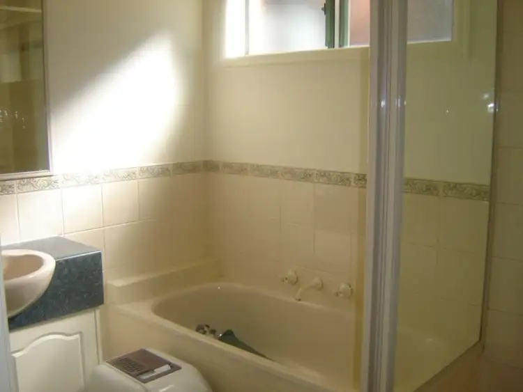 Seventh view of Homely house listing, 30 Oakman Way, Hampton Park VIC 3976