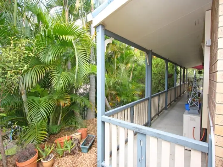 32 CAPRICORN DR, Pacific Pines QLD 4211