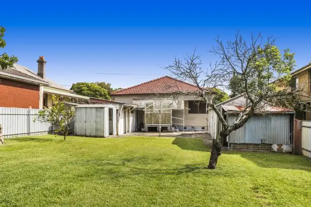 6 High Street, Waratah NSW 2298