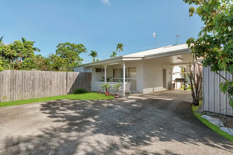 Main view of Homely villa listing, 2/12-14 Ireland Crescent, Whitfield QLD 4870