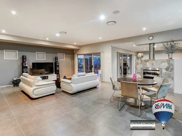 Fifth view of Homely house listing, 10 Rutherglen Crescent, Calamvale QLD 4116