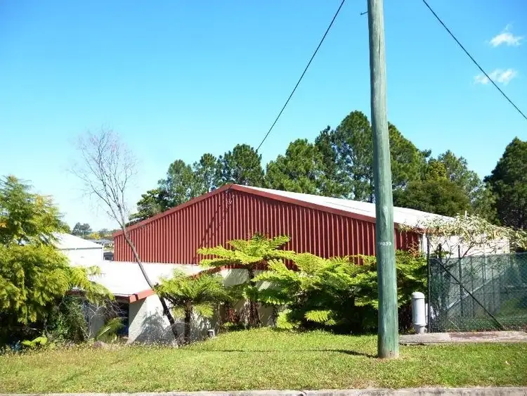5 Binalong Way, Macksville NSW 2447