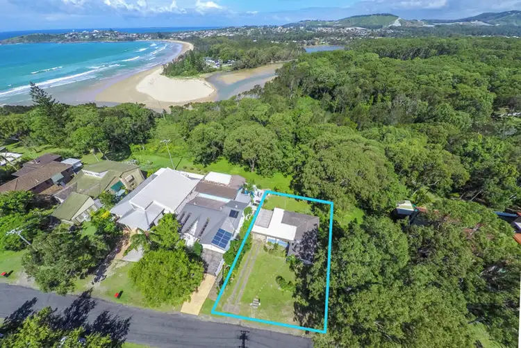 34 Lakeview Ave, Safety Beach NSW 2456