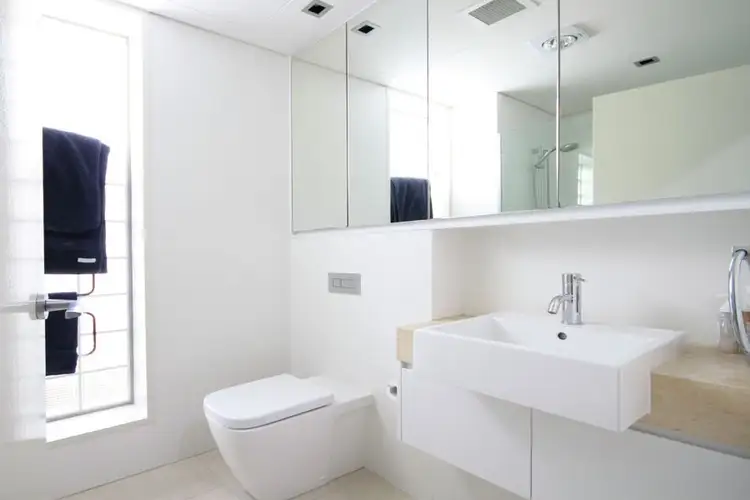 Fifth view of Homely unit listing, 4/32 Diamond Bay Road, Vaucluse NSW 2030