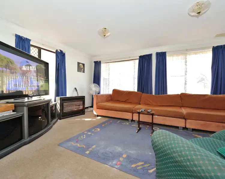 Second view of Homely house listing, 47 Hanrahan Loop, Kardinya WA 6163