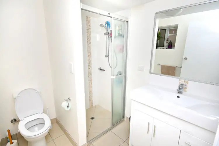 Fifth view of Homely unit listing, 2/29 Pacific Terrace, Alexandra Headland QLD 4572