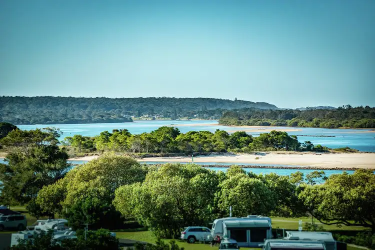 12 Morgo Street, Urunga NSW 2455