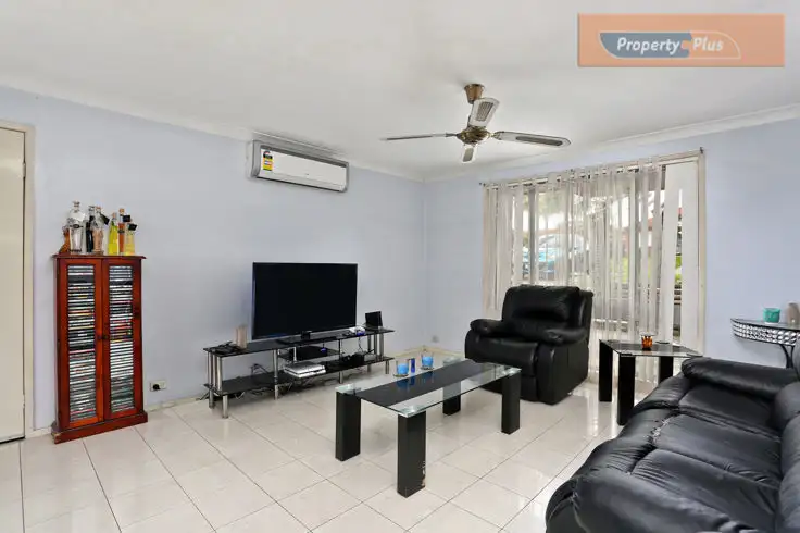 78 Explorers Way, St Clair NSW 2759