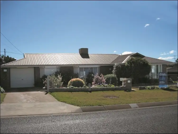 15 Stumm Street, Kearneys Spring QLD 4350