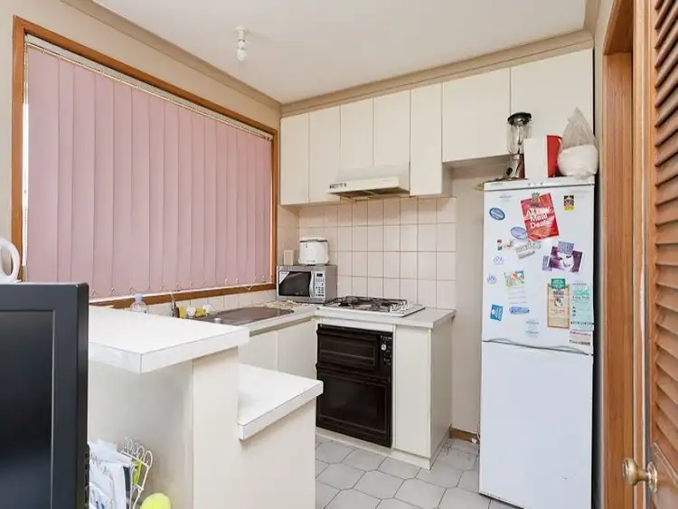 Fifth view of Homely house listing, 32 Justin Circuit, Hampton Park VIC 3976