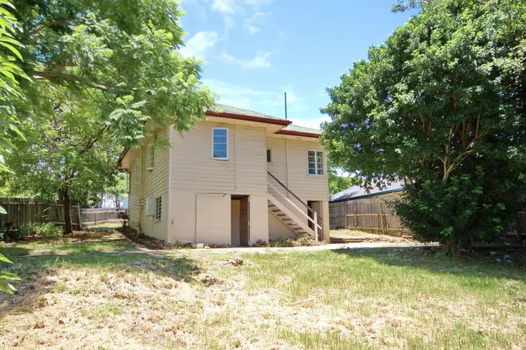 Second view of Homely house listing, 9 Curve Avenue, Wynnum QLD 4178