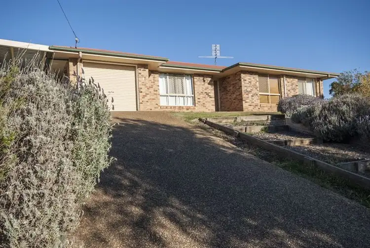 2 Nolan Court, Darling Heights QLD 4350