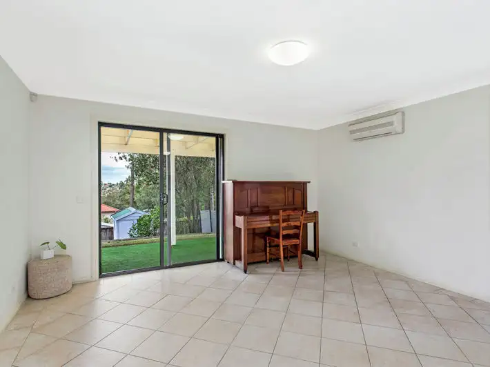 Sixth view of Homely house listing, 17 Daintree Pl, Dural NSW 2158