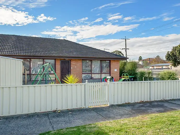 Main view of Homely unit listing, 5/47 St James Avenue, Springvale VIC 3171