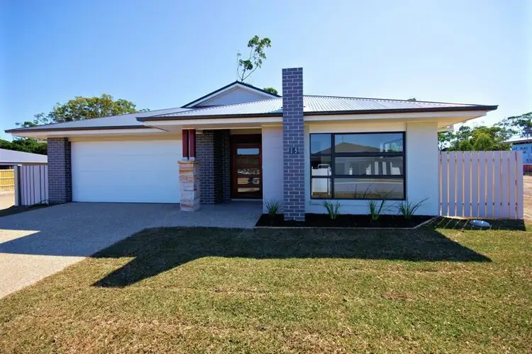 15 Water Gum Close, Sapphire Beach NSW 2450