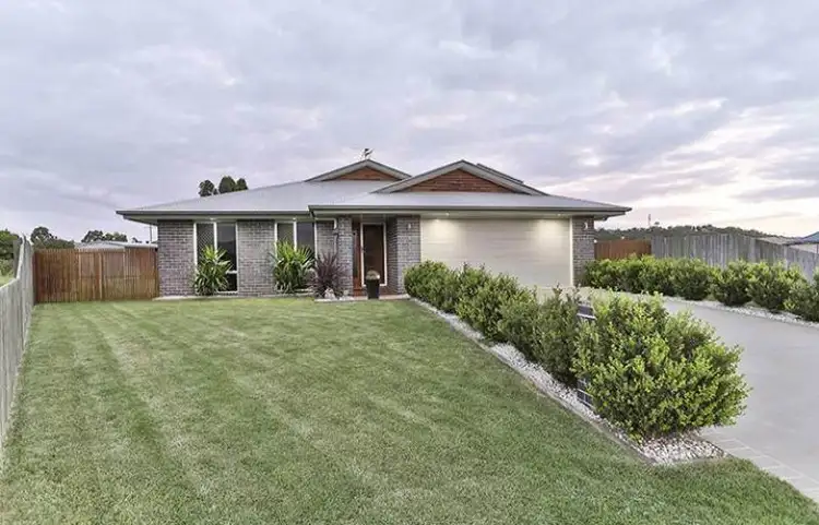 17 Debbie Court, Oakey QLD 4401