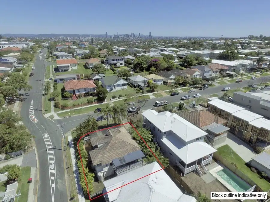 Main view of Homely house listing, 92 Raven Street, Camp Hill QLD 4152