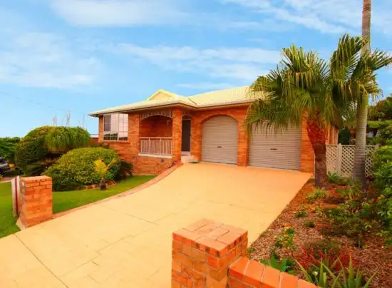 Main view of Homely house listing, 4 Ungowa Ave, Pialba QLD 4655