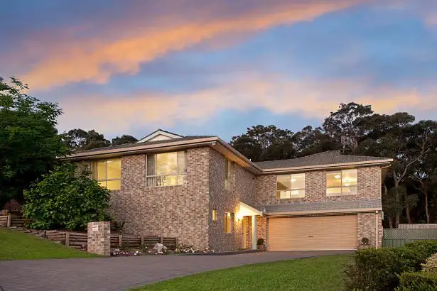 30 Whitehaven Drive, Lakelands NSW 2282