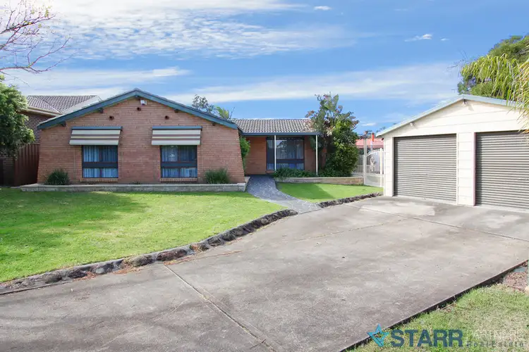 11 Knighton Place, South Penrith NSW 2750