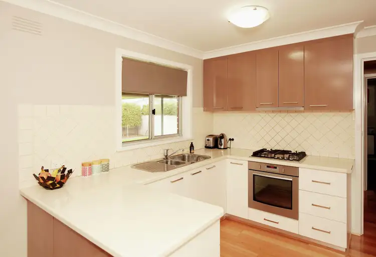 Fourth view of Homely house listing, 9 Geneva Crescent, Lake Albert NSW 2650