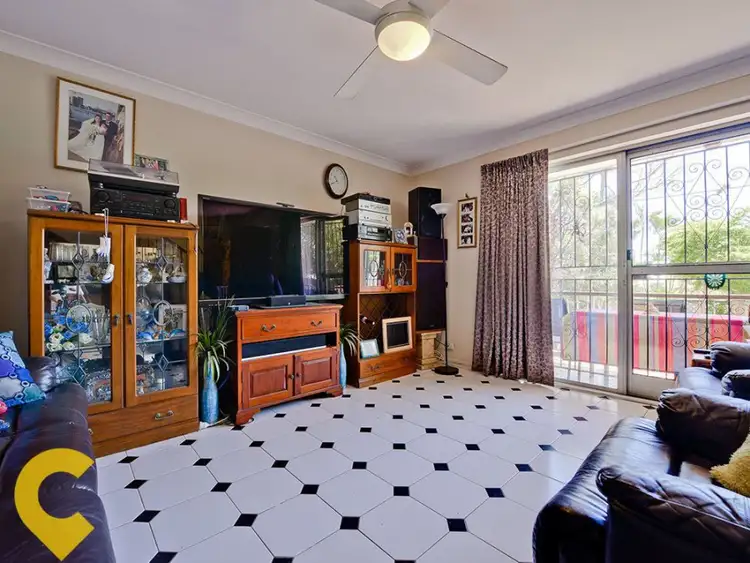 Second view of Homely townhouse listing, 2/8 Louis Street, Annerley QLD 4103