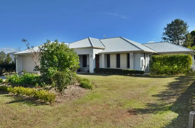9 Water Gum Crescent, Maleny QLD 4552