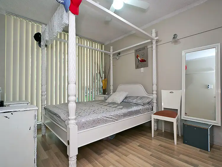 Sixth view of Homely apartment listing, 2/18 Queen Street, Southport QLD 4215