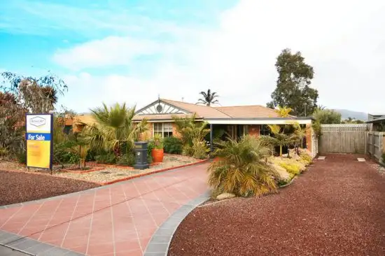 3 Lake View Drive, Safety Beach VIC 3936