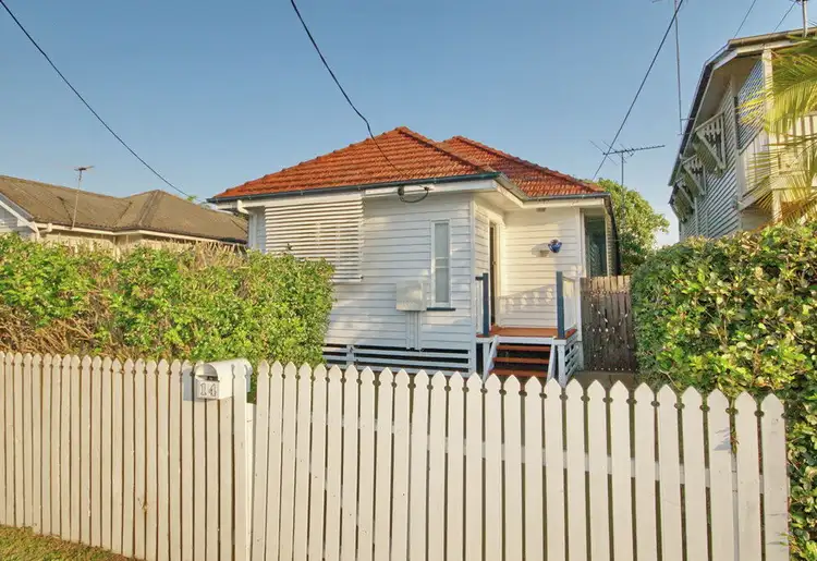 14 Pansy Street, Wynnum QLD 4178