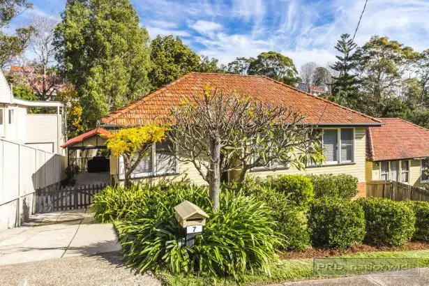 7 Terence Street, Adamstown Heights NSW 2289
