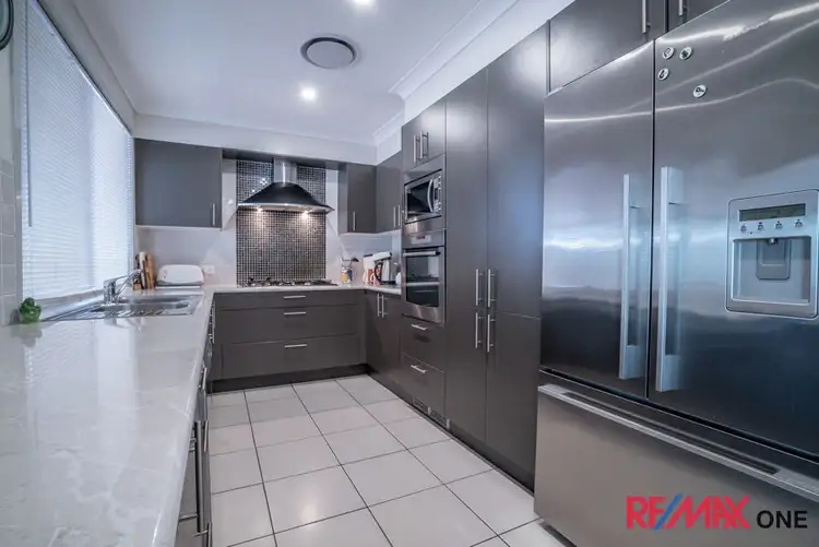 2 Dexter Place, Plumpton NSW 2761