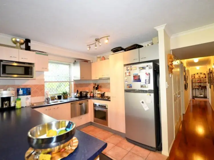 Sixth view of Homely unit listing, 3/121 Ekibin Road, Annerley QLD 4103