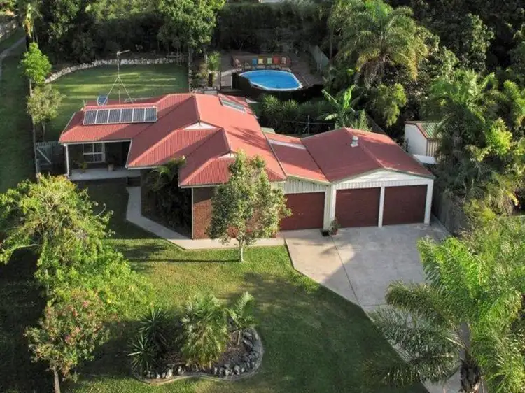 4 Daydream Crt OLD, Kawungan QLD 4655