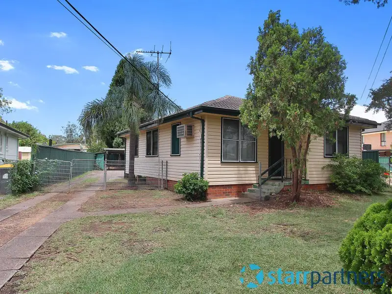 Main view of Homely house listing, 6 Samoa Place, Lethbridge Park NSW 2770