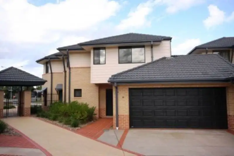 Main view of Homely townhouse listing, 14/2 Springhill Drive, Sippy Downs QLD 4556