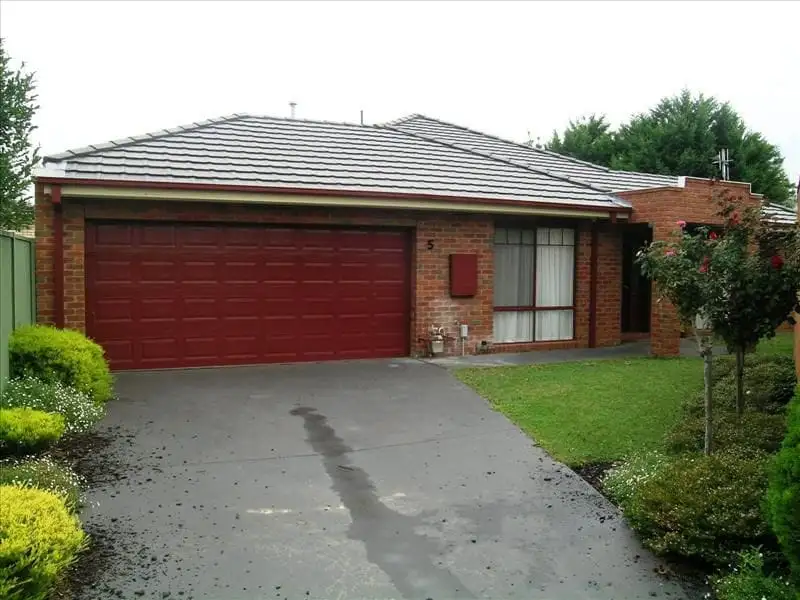 Main view of Homely townhouse listing, 2/3 Ware Court, Shepparton VIC 3630
