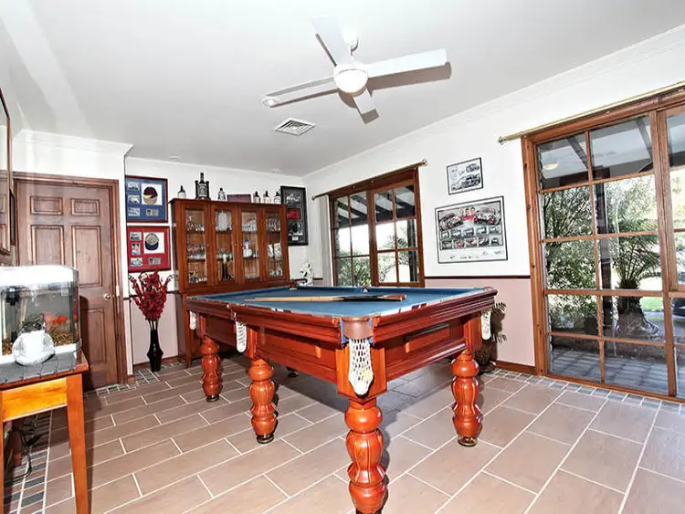 Seventh view of Homely house listing, 2 Brently Close, Narre Warren North VIC 3804