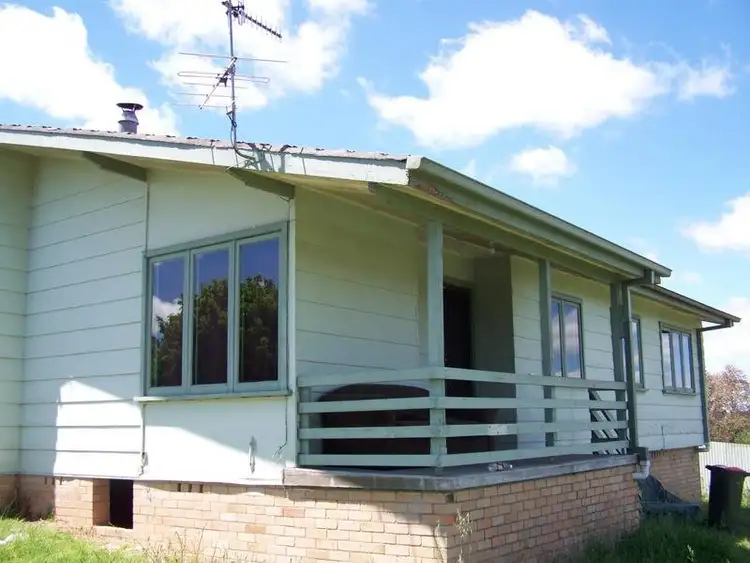 1 Herbert Lane, Armidale NSW 2350
