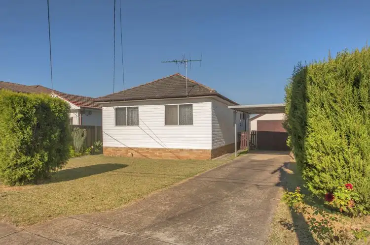 Main view of Homely house listing, 32 Margaret St, Fairfield West NSW 2165