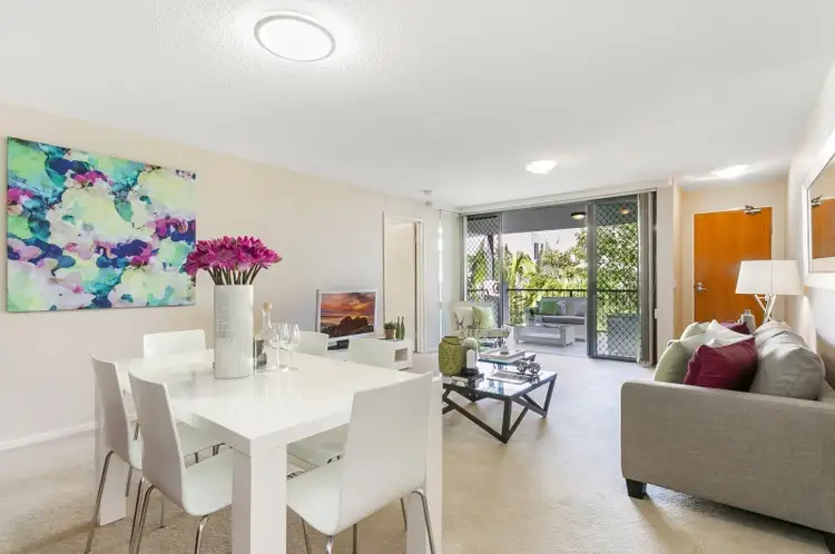 53/7 Landsborough Terrace, Toowong QLD 4066