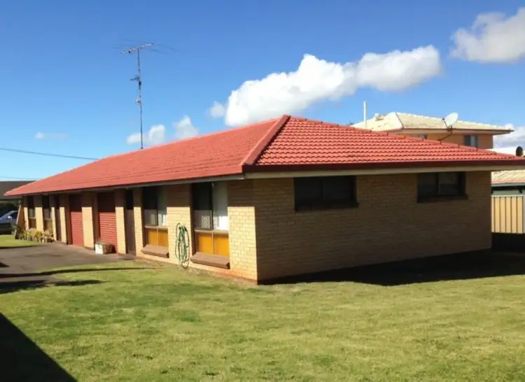 21 Tara Street, Wilsonton QLD 4350