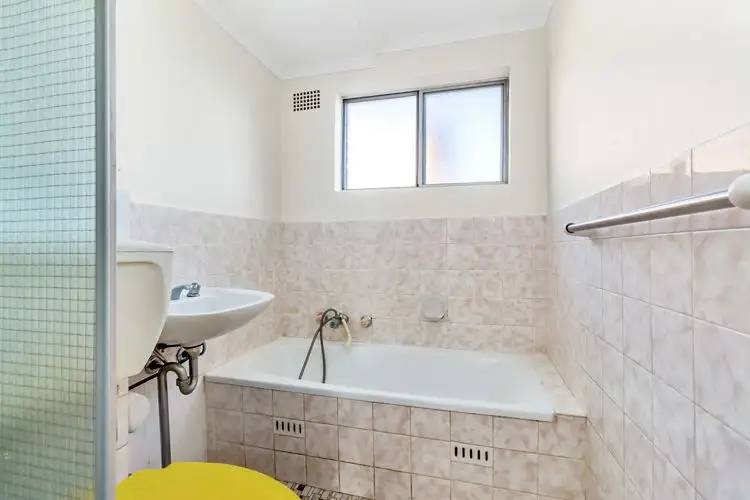 Sixth view of Homely unit listing, 15/120-124 Cabramatta Rd, Cabramatta NSW 2166