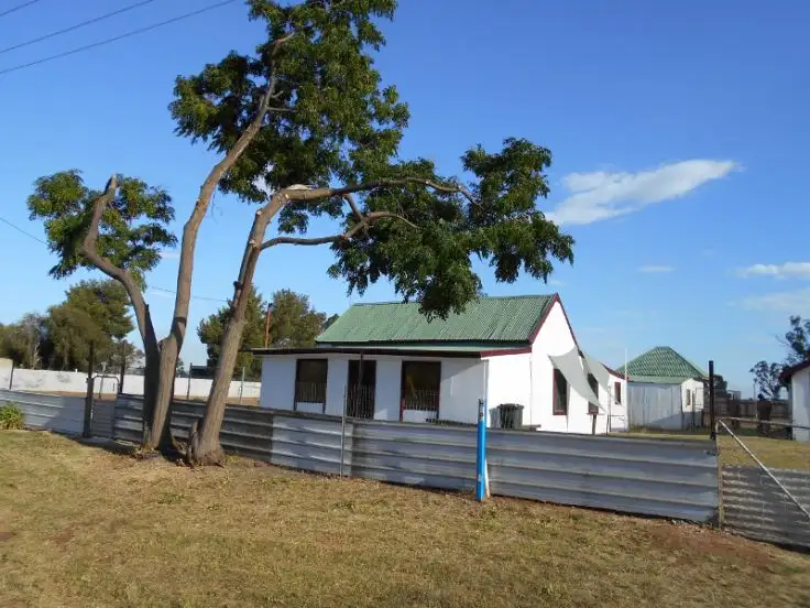 71 Buller St, Oaklands NSW 2646