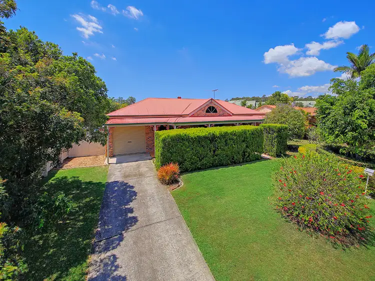 6 Pinnacle Place, Belmont QLD 4153